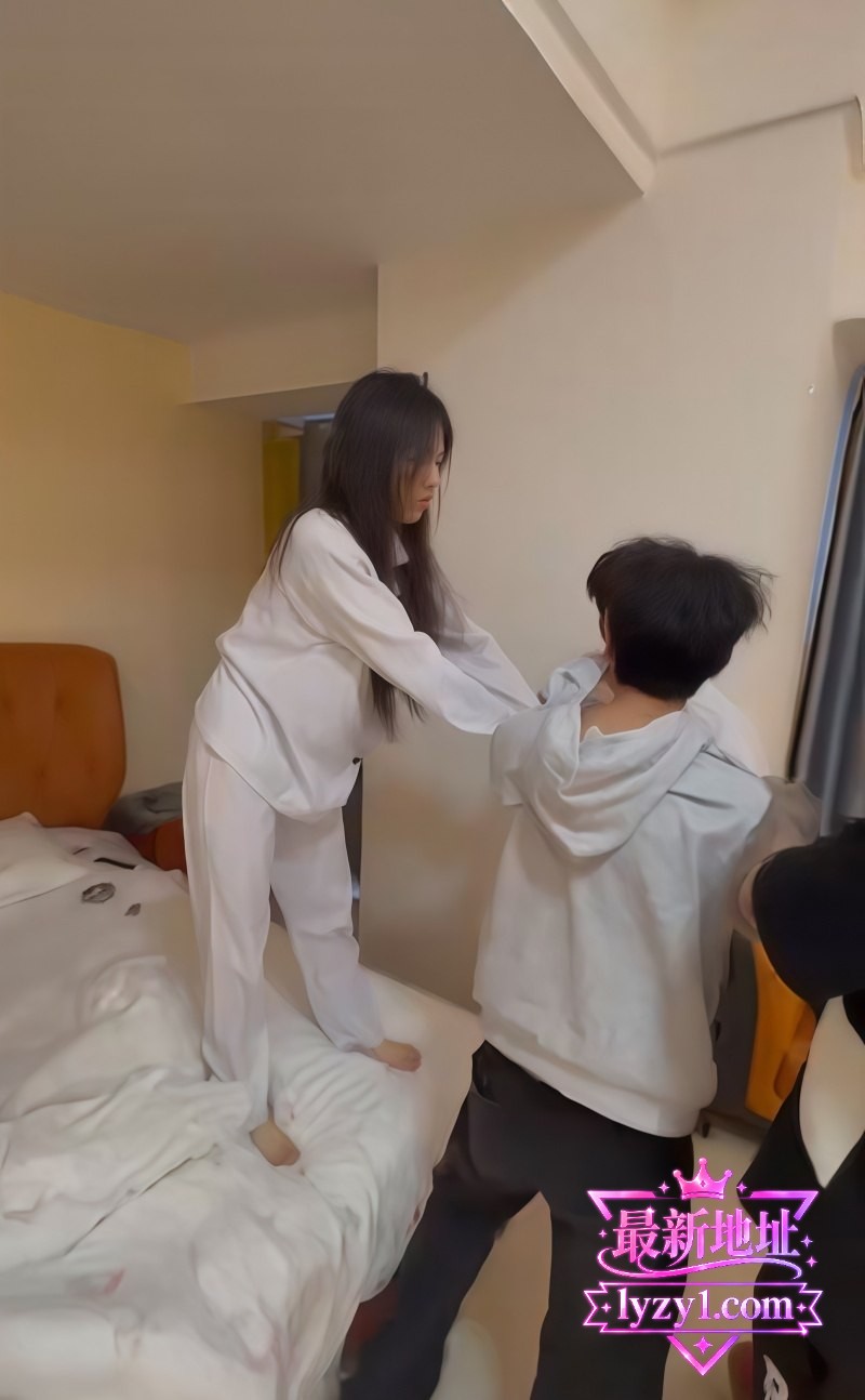 贵州遵义敖溪抓奸1